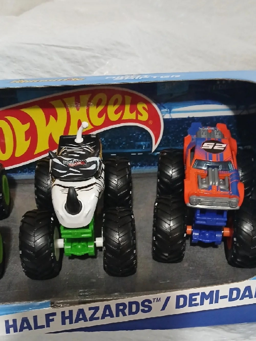 Hot Wheels Monster Trucks Half Hazards Set - Multicolor